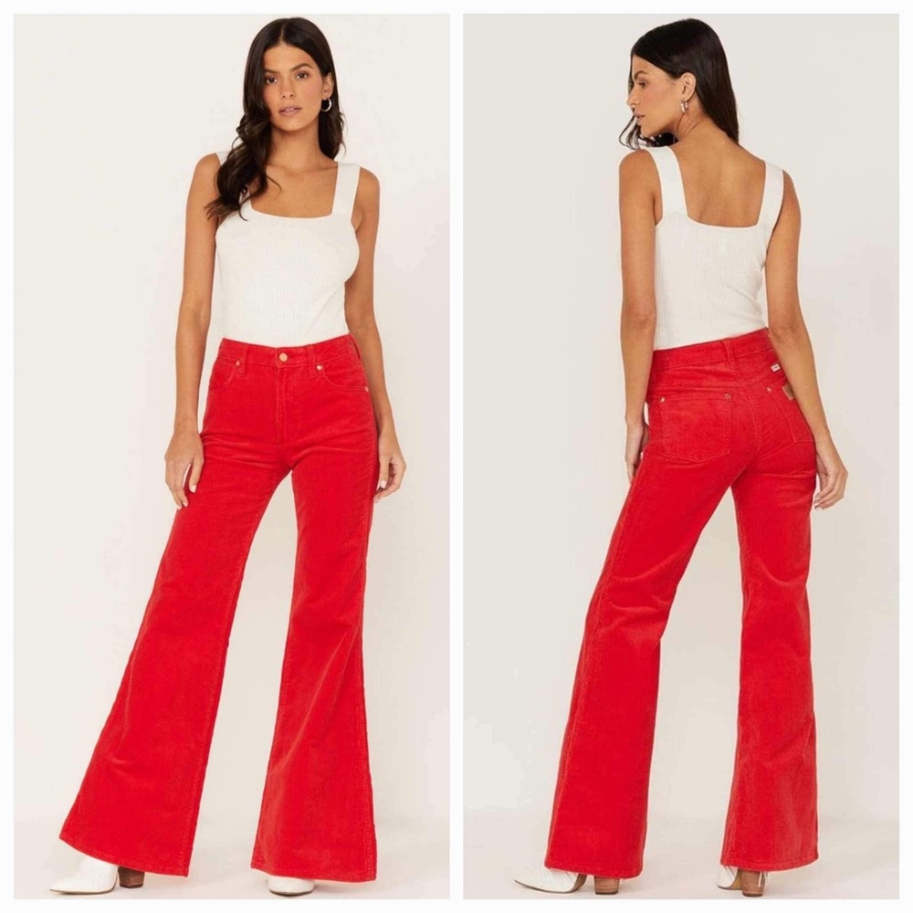 Wrangler Wanderer Corduroy High Rise Flare Jeans - Women's size 26" x 32"